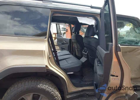 2024 Lexus Gx 550 Overtrail+ z USA, uszkodzony, nr VIN JTJTBCDX8R5001636